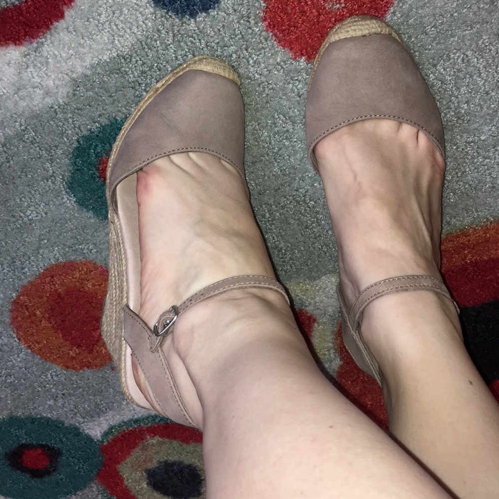 Me Too wedges